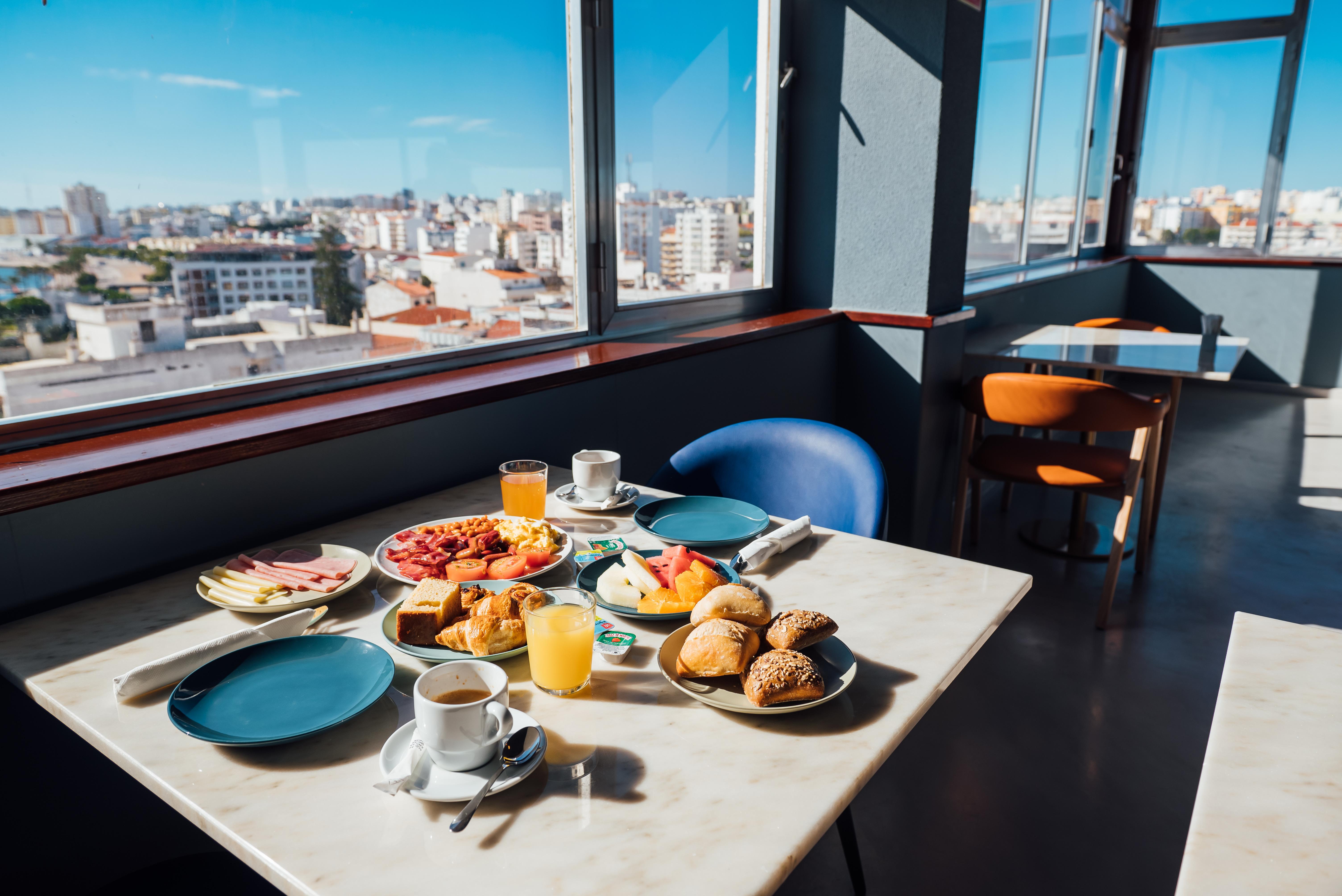 Hotel Globo ポルティマン エクステリア 写真